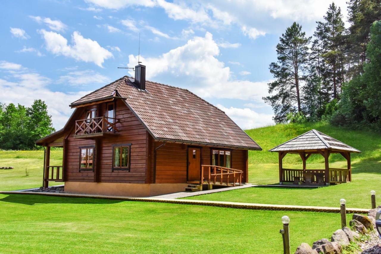 Sodyba Tundra Nastazavas Buitenkant foto
